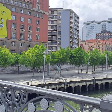 Apartamento En El Centro Con Garaje Directo. Bilbao Exterior foto